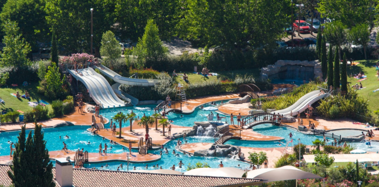 Aqua park Nyonsoleïado